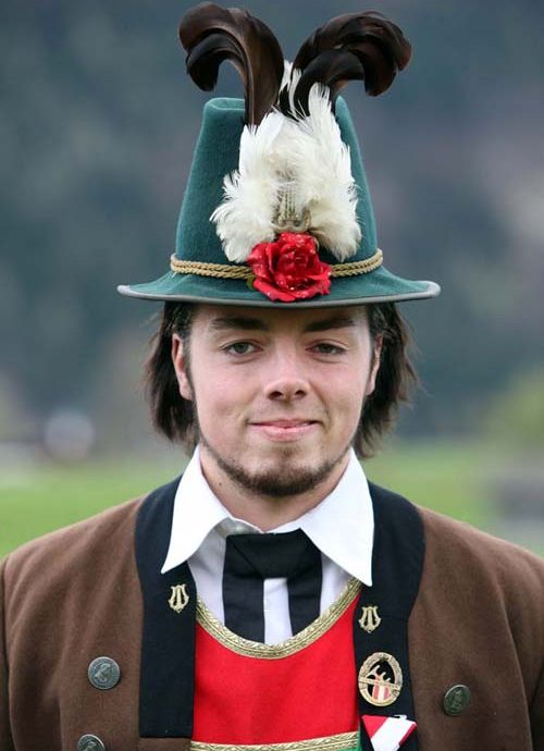Thomas Fernsebner Thomas Fernsebner